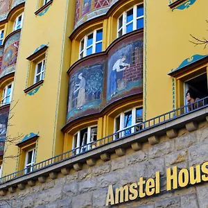  Hostel Amstel House